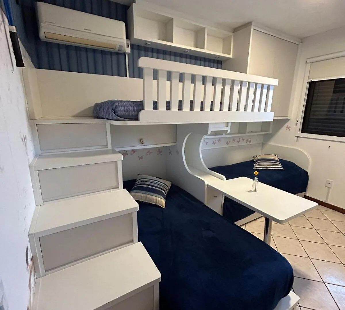 Apartment Beach, View, Comfort, Kids, Pet And Home Office! Florianópolis